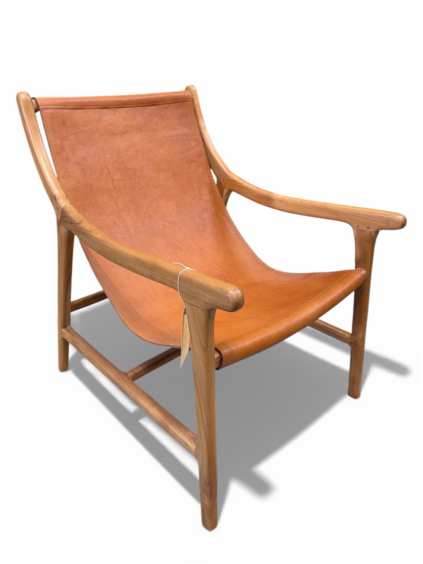 Bali Contemporary  Leather & Wood Curved Sling Lounge Chair – Camel