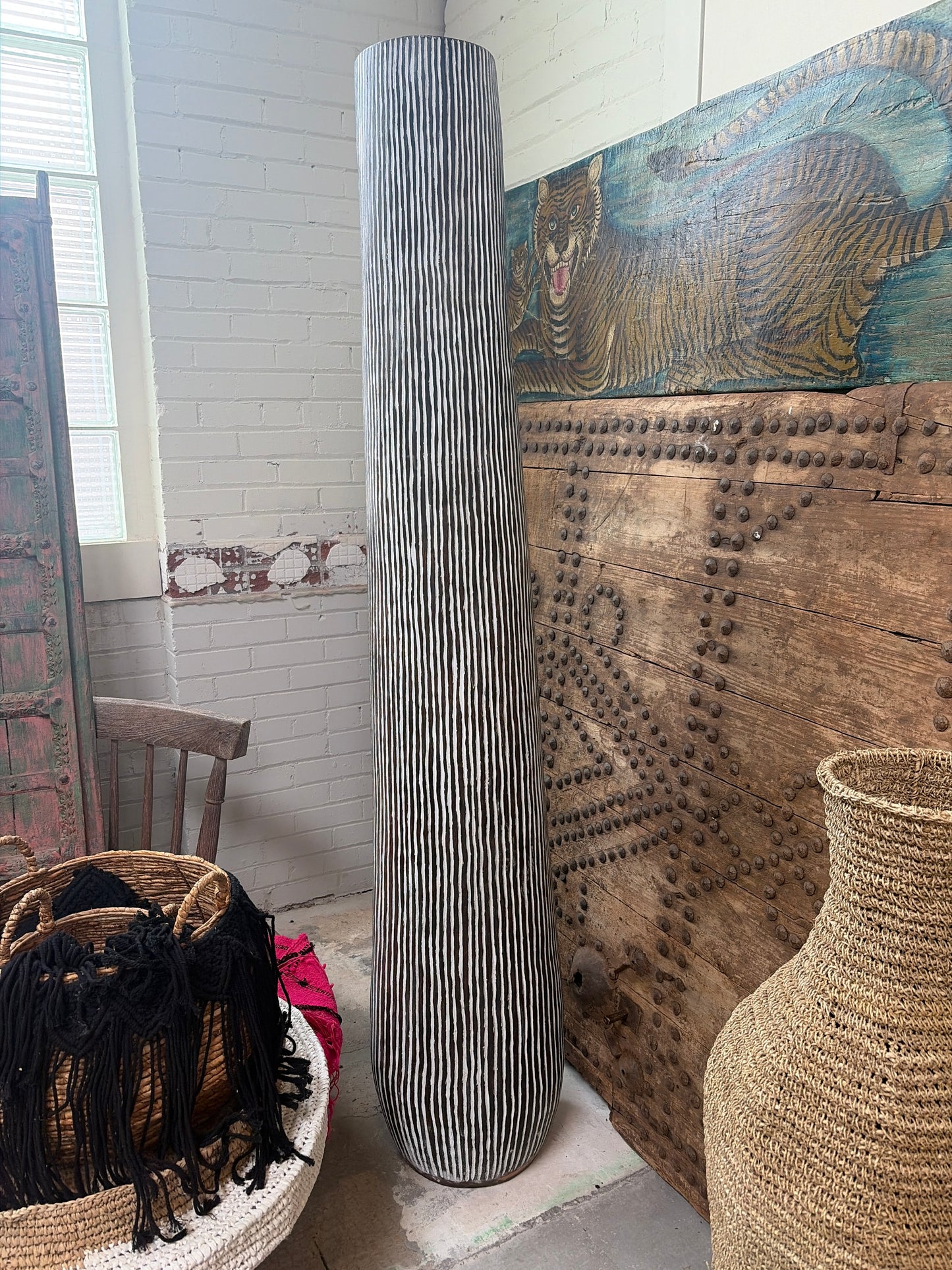 Bali Earthform Wood Carved Totem Vessel – White Linework
