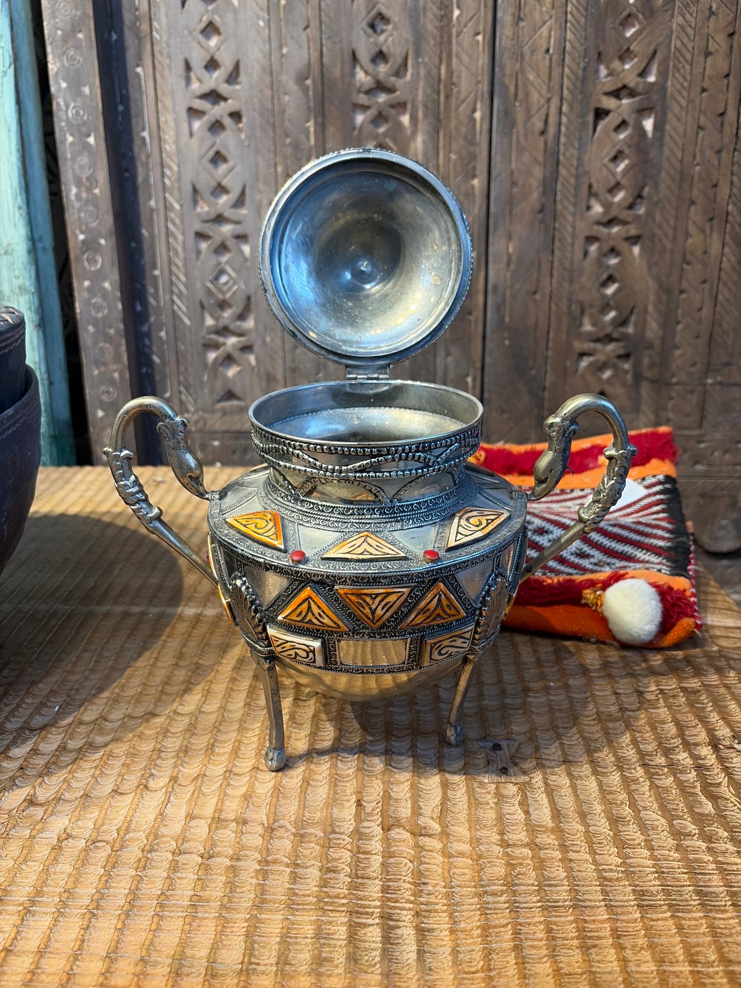 Morocco Medina Engraved Silver & Bone Inlay Lidded Vessel – Antique Silver & Saffron