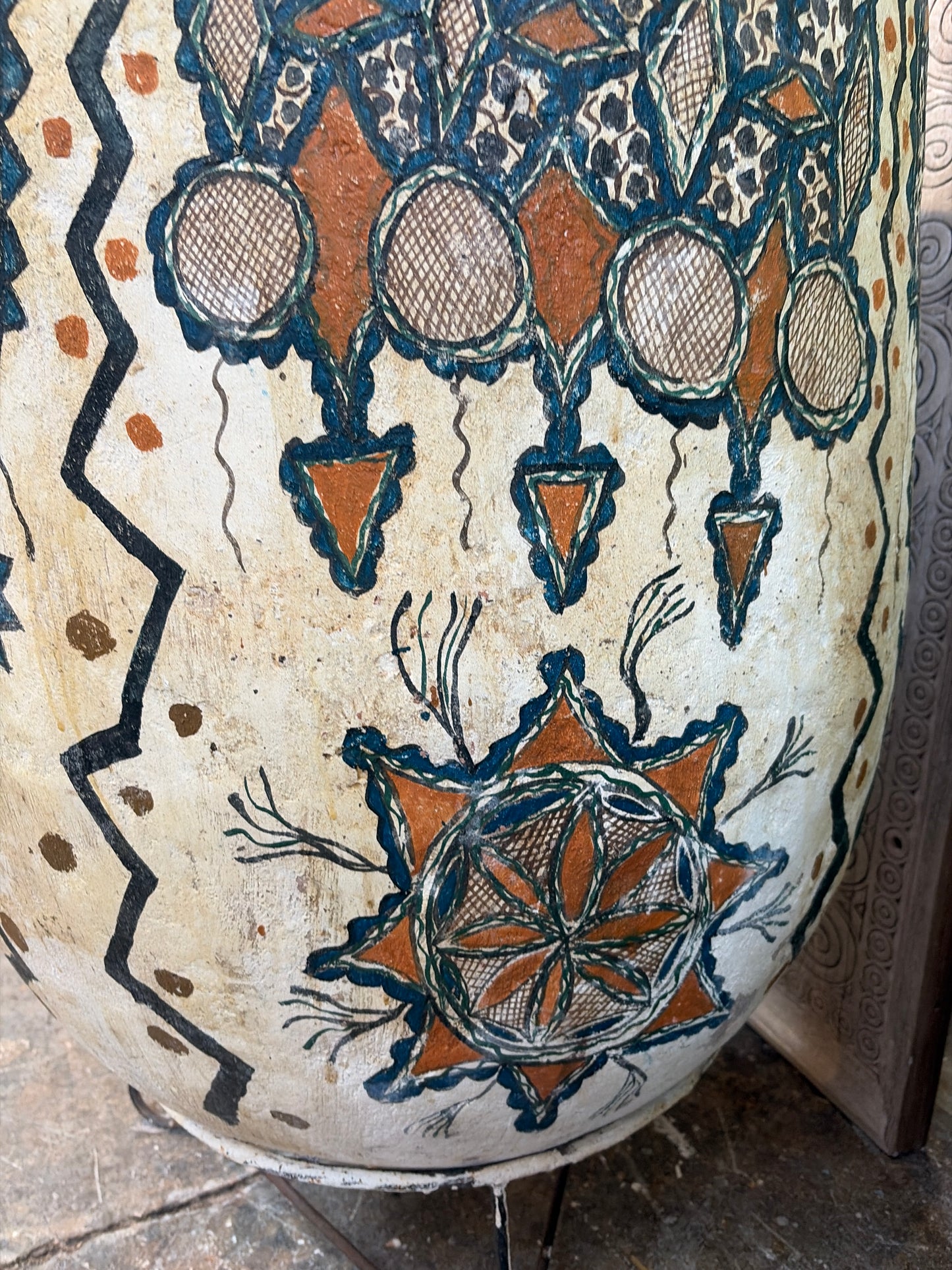 Morocco Medina Hand-Painted & Iron Stand Floor Vase