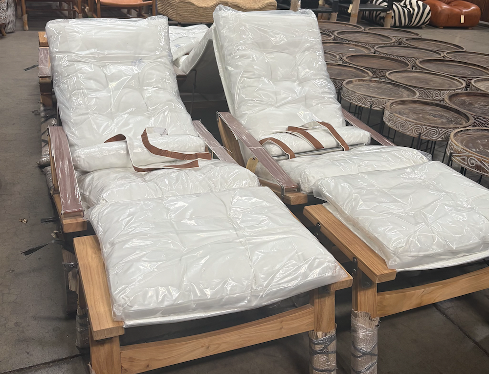 Nomadic Wild Cushion & Wood Boho Chaise Lounge – White