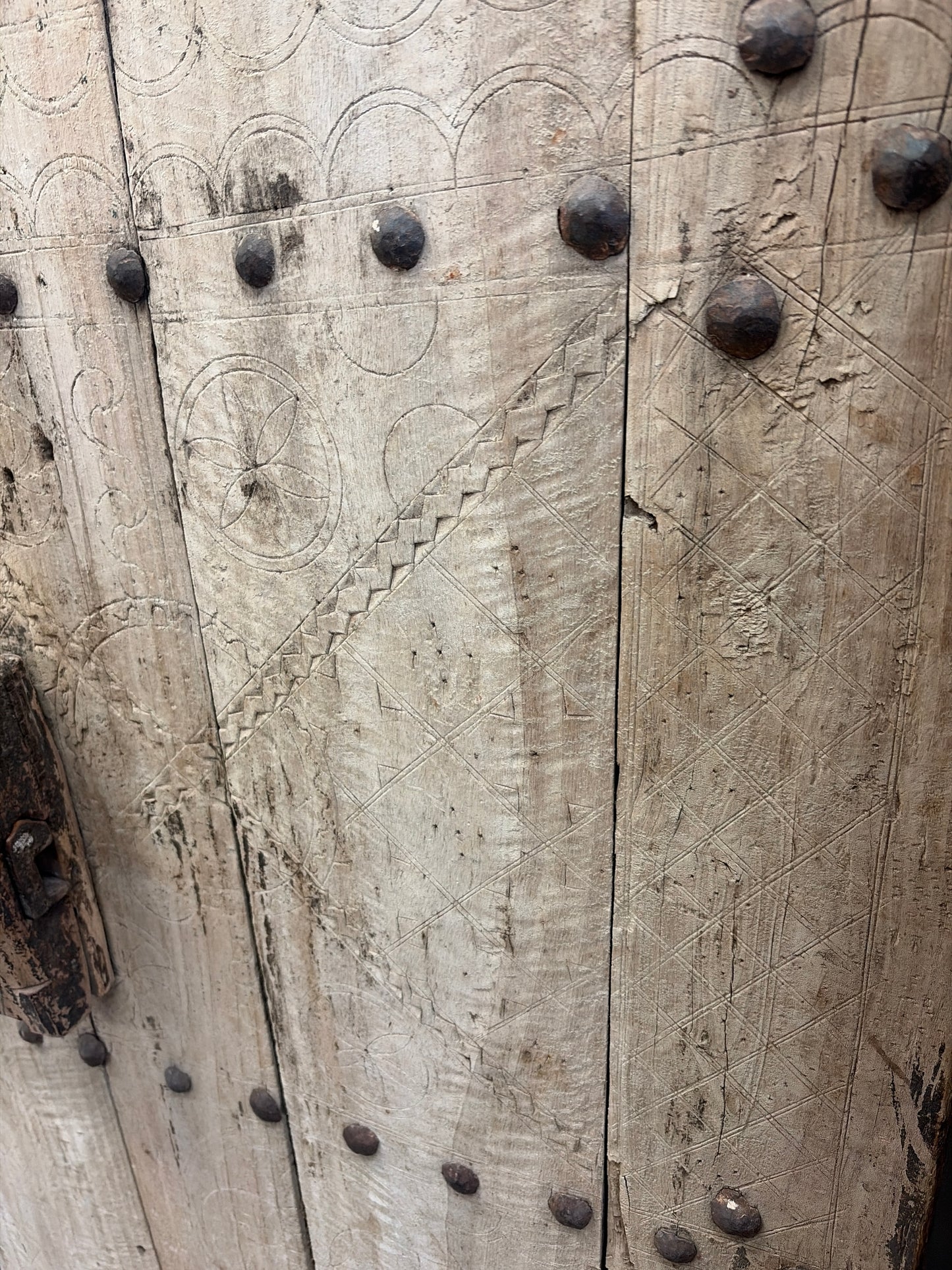 Morocco Medina Antique Hand-Engraved Pale Wood Geometric 1/2 Door with Iron Studs and Wooden Slide Lock