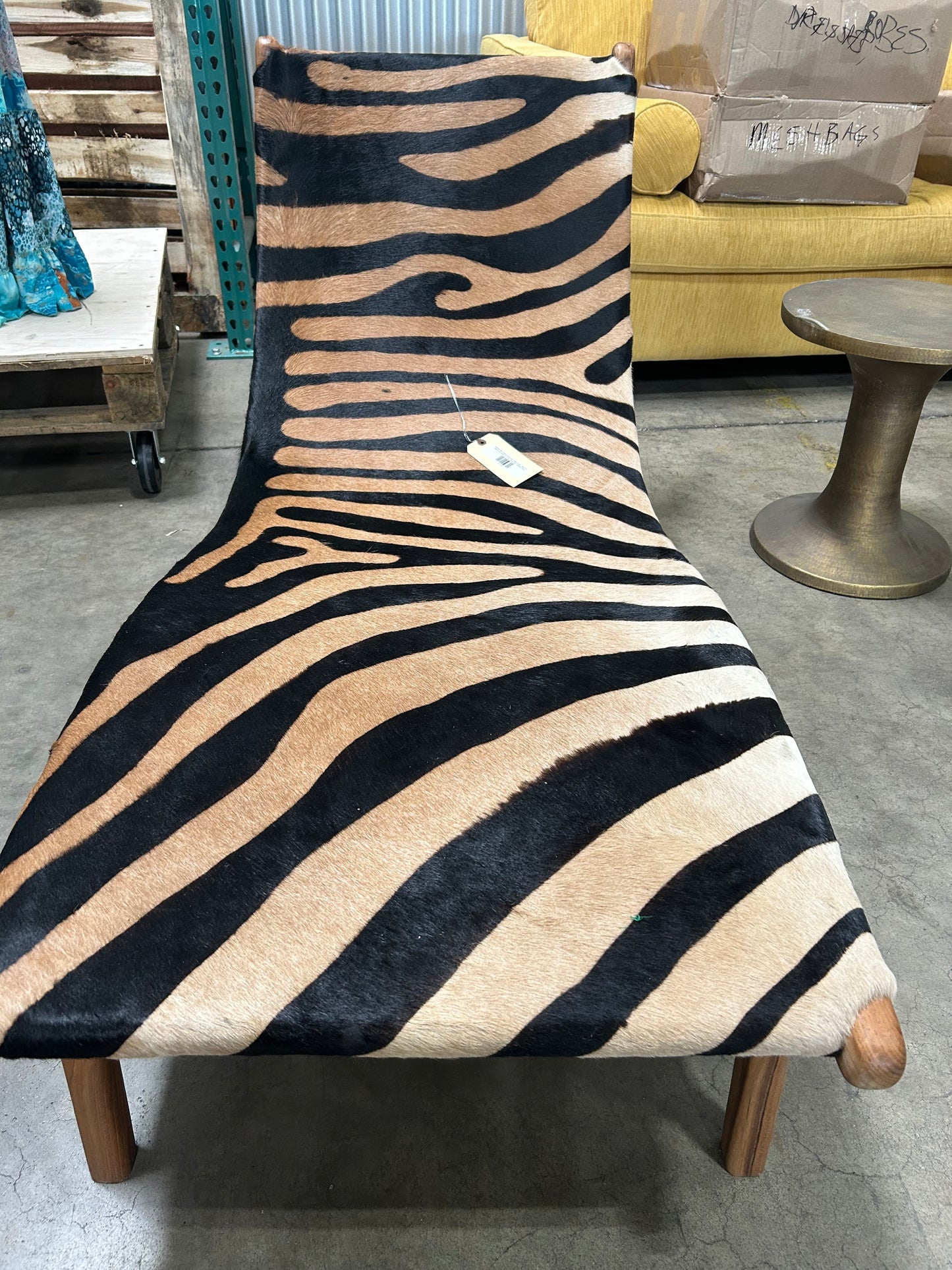 Nomadic Wild Cowhide & Wood Safari Chaise Lounge – Tiger Print